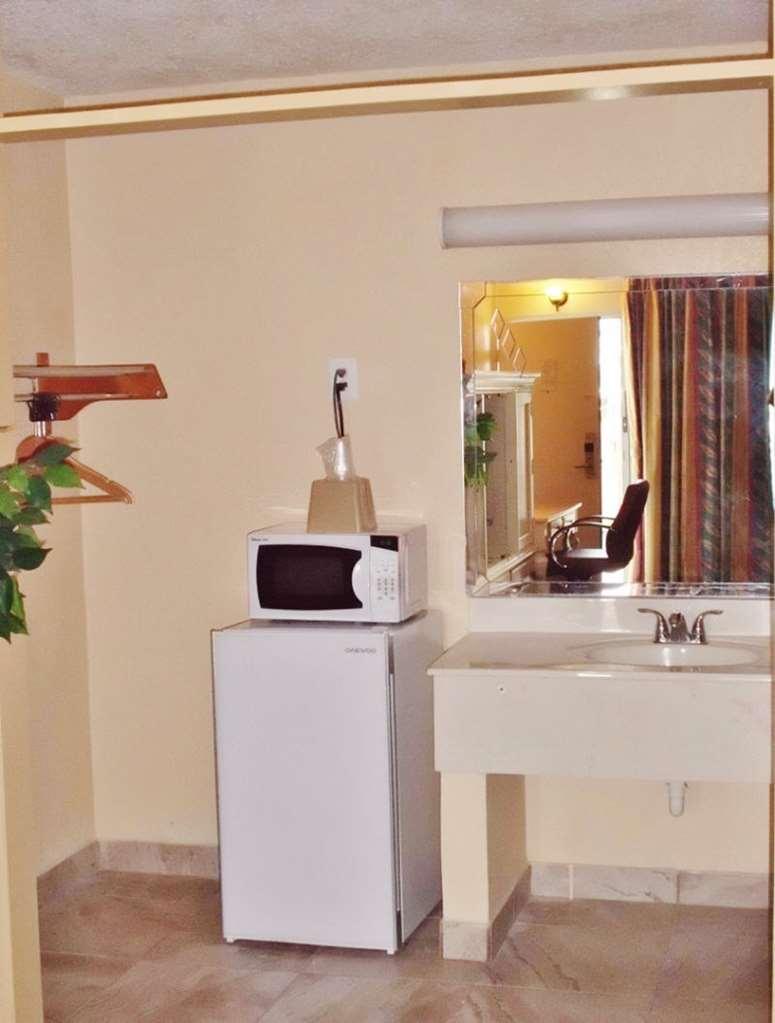 America'S Best Inn & Suites-Лейкленд Стая снимка
