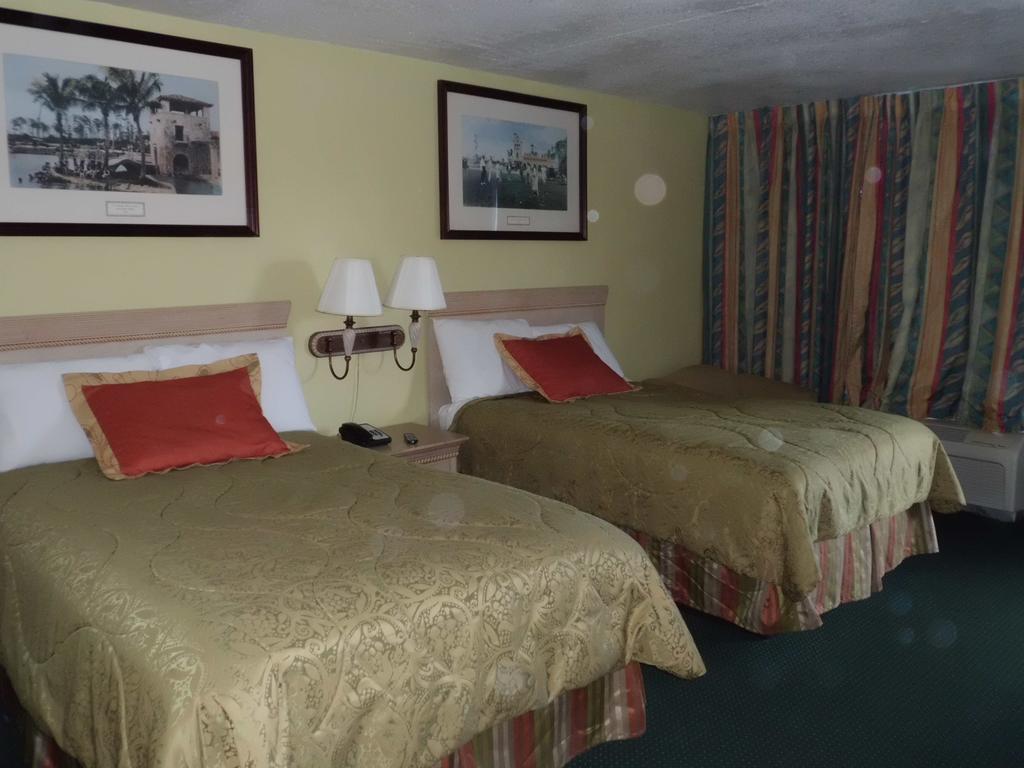America'S Best Inn & Suites-Лейкленд Екстериор снимка