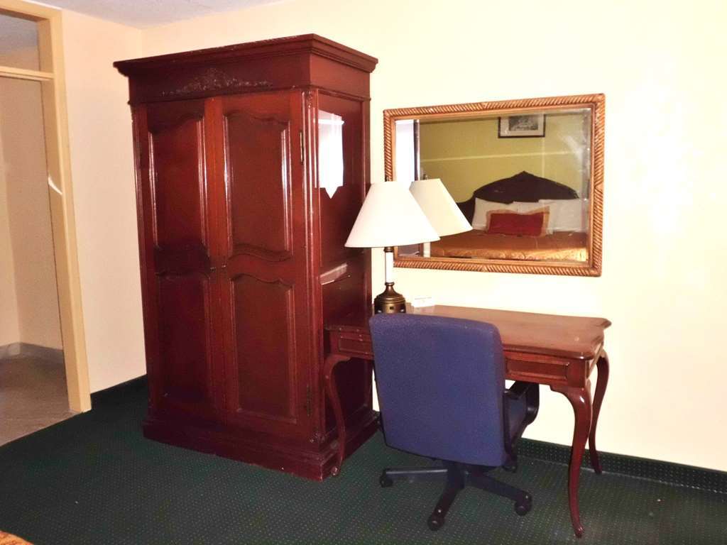 America'S Best Inn & Suites-Лейкленд Стая снимка